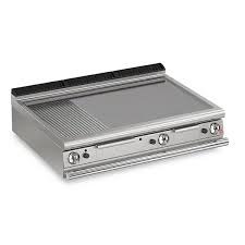 Gas FRY Top 1/3 Grooved 2/3 Smooth Baron Q70FTT/G823